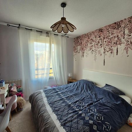 Chambre Privee T3 Saint Fons Esterno foto